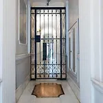 Private Luxury Suite